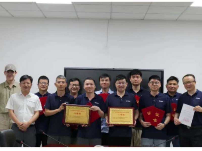 亿万先生MR电气荣获两项行业科技奖，配电终端关键技术再获认可